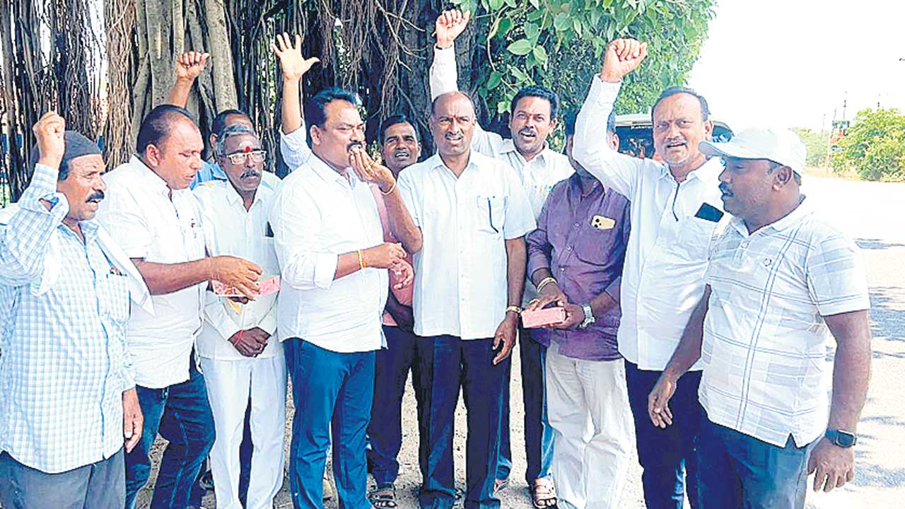 హైకోర్టు తీర్పు సర్కారుకు చెంపపెట్టు