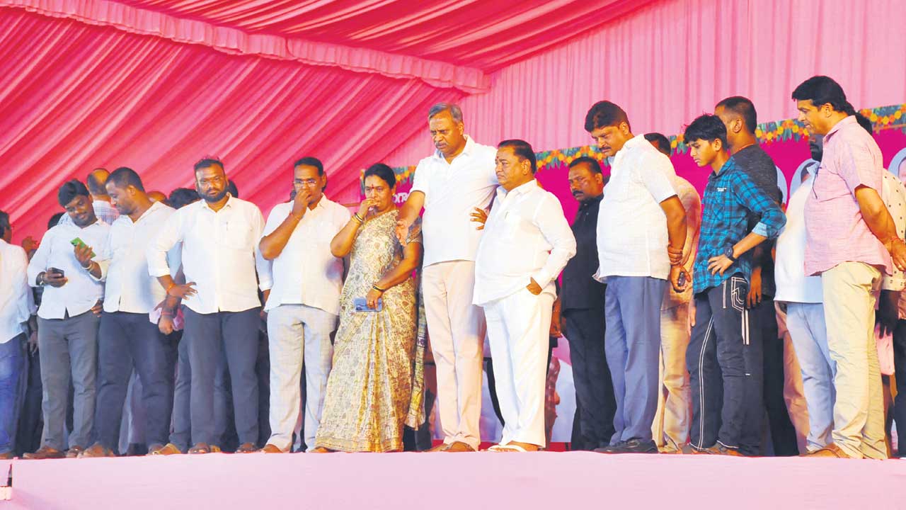 కేసీఆర్‌ సభను విజయవంతం చేయాలి