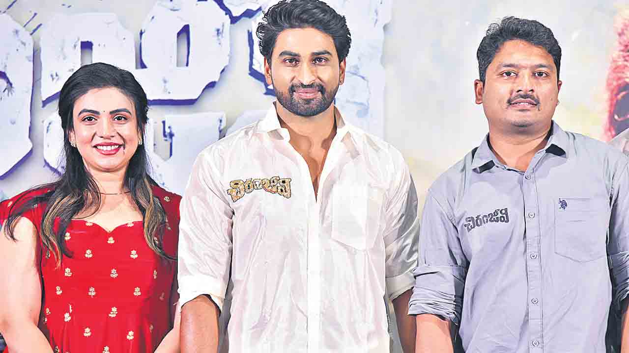 అతని గుండె కుడి వైపున..