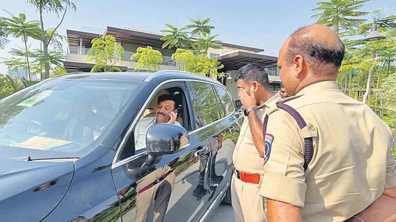 దుబ్బాక ఎమ్మెల్యే హౌస్‌ అరెస్ట్‌