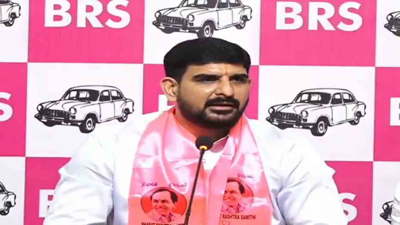 డంపింగ్‌ యార్డ్‌ వద్దని పోరాటం చేయొద్దా..? హుజురాబాద్‌లో ఎందుకు పెట్టాలే : ఎమ్మెల్యే పాడి కౌశిక్ రెడ్డి