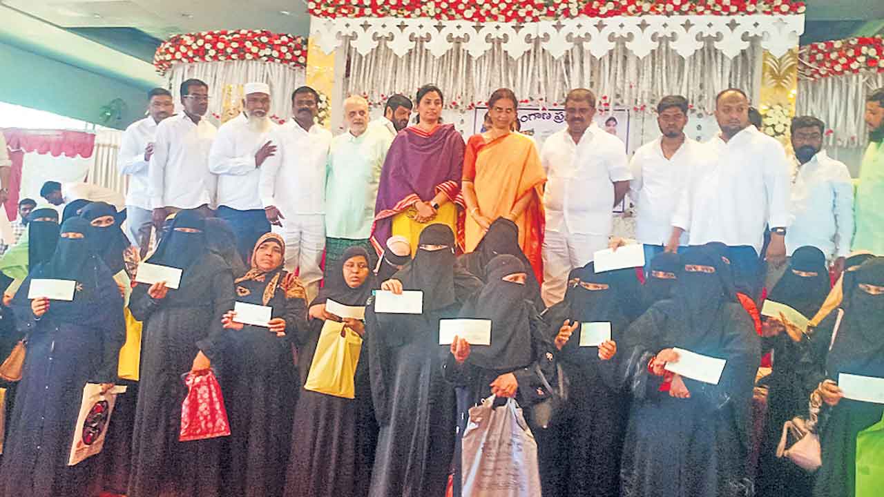 ఆడబిడ్డల పెళ్లిళ్లకు తులం బంగారం ఏది?