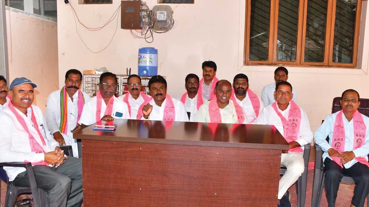 కేసీఆర్‌ హయాంలోనే గ్రామ వికాసం