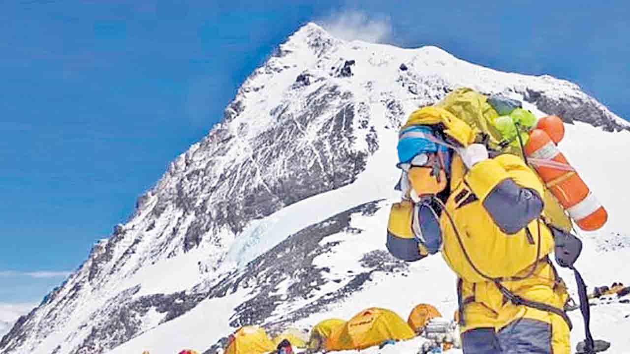 ఎవరెస్ట్‌పై రూ.186 కోట్ల స్కామ్‌!