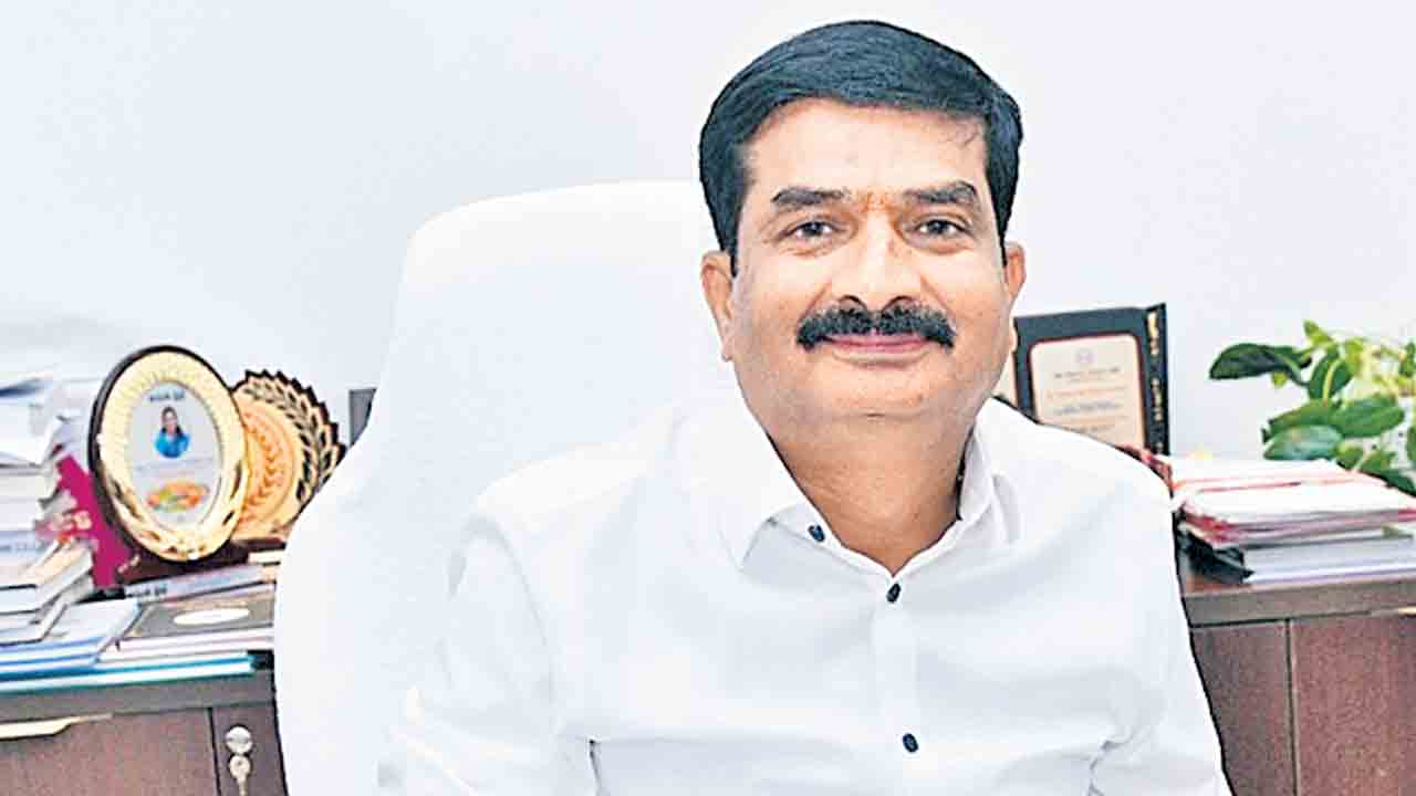 ఐఅండ్‌ పీఆర్‌ ప్రత్యేక కమిషనర్‌గా ముకుందరెడ్డి