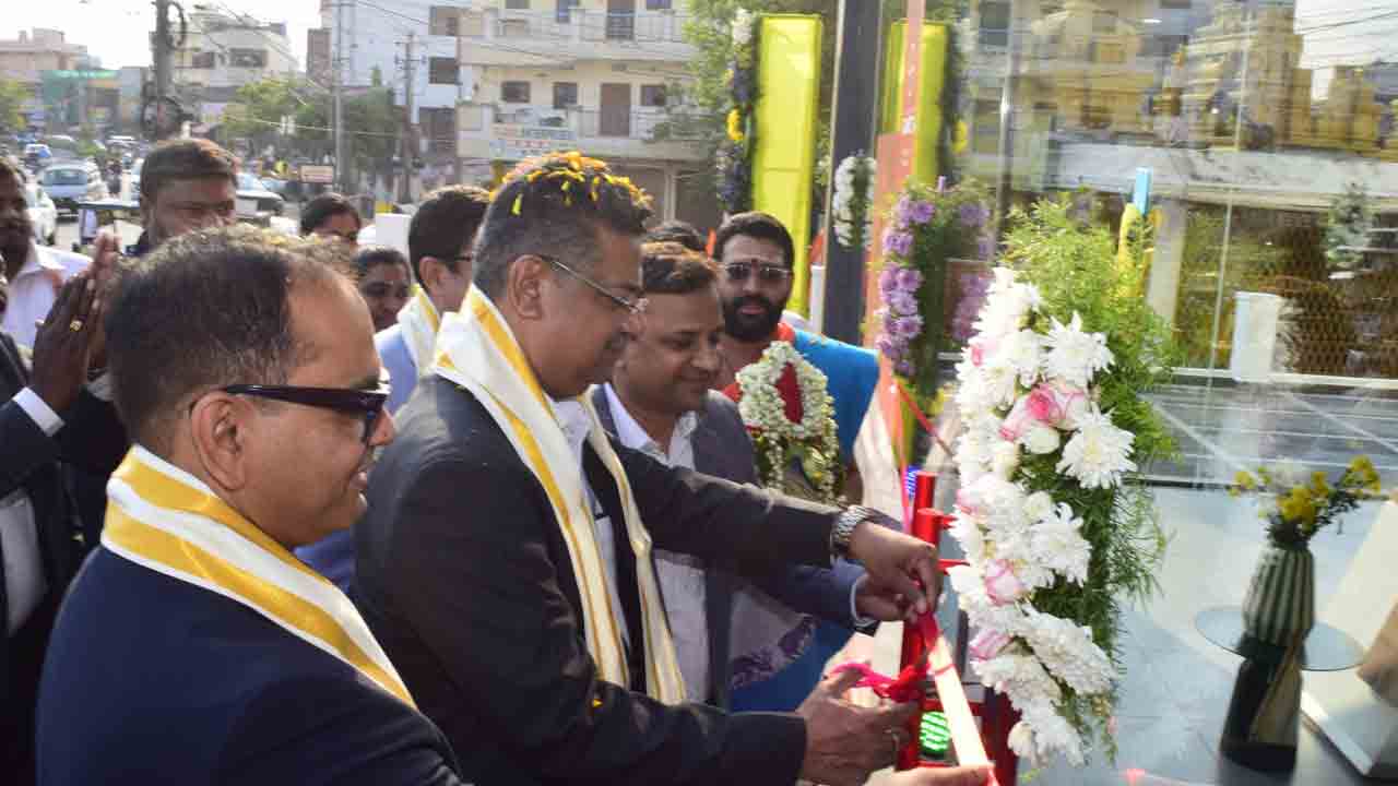 Lakshmi Nissan | ఈసీఐఎల్‌లో ‘లక్ష్మీ నిస్సాన్’ షోరూం ప్రారంభం.. ప్రపంచస్థాయి వసతులతో సేవలకు శ్రీకారం..!