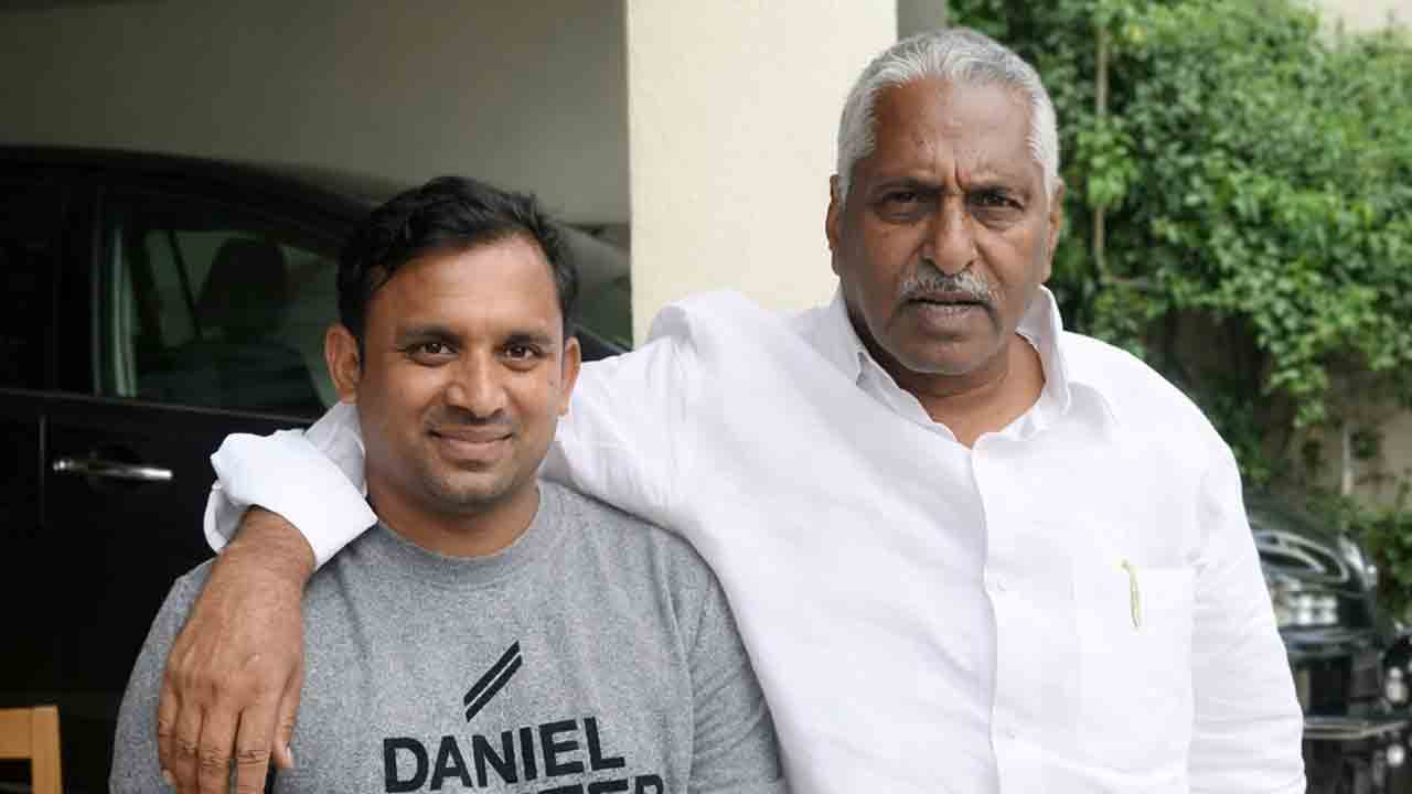 Nagaraju Gurrala | జగిత్యాల టైగర్ జీవన్ రెడ్డికి బీఆర్ఎస్ పార్టీలోకి స్వాగతం : బీఆర్‌ఎస్‌ ఎన్నారై సౌతాఫ్రియా అధ్యక్షుడు నాగరాజు గుర్రాల