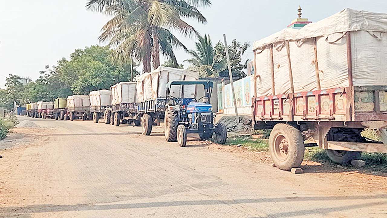 నత్త నడకన ధాన్యం కొనుగోళ్లు!