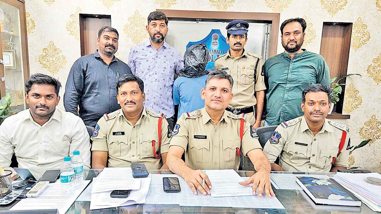 జల్సాల కోసం చోరీల బాట