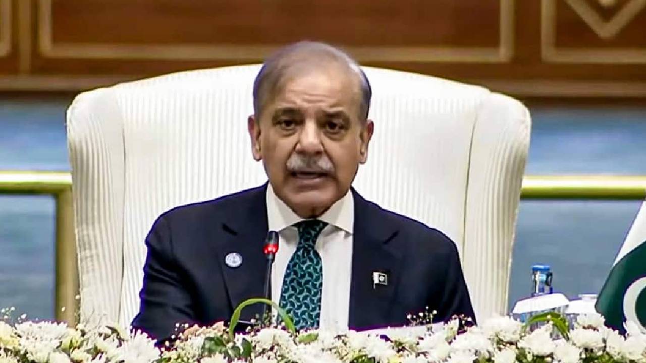 Pakistan | పాకిస్తాన్‌లో ‘స్మార్ట్ లాక్‌డౌన్‌’ విధించిన ప్రభుత్వం.. చమురు సంక్షోభంతో కీలక నిర్ణయం