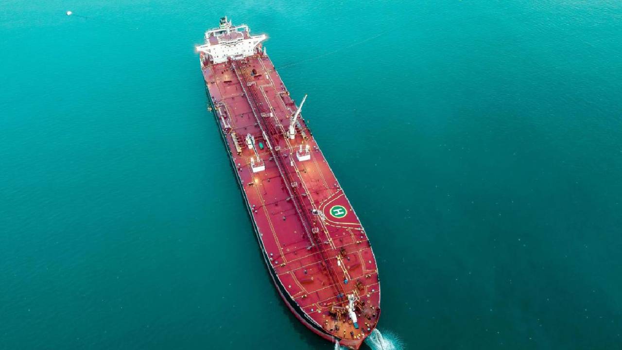 Iran Oil Cargo | భారత్ రావాల్సిన చమురు నౌక చైనాకు.. దారి మార్చుకున్న ఇరాన్ నౌక.. కారణం ఇదేనా..?