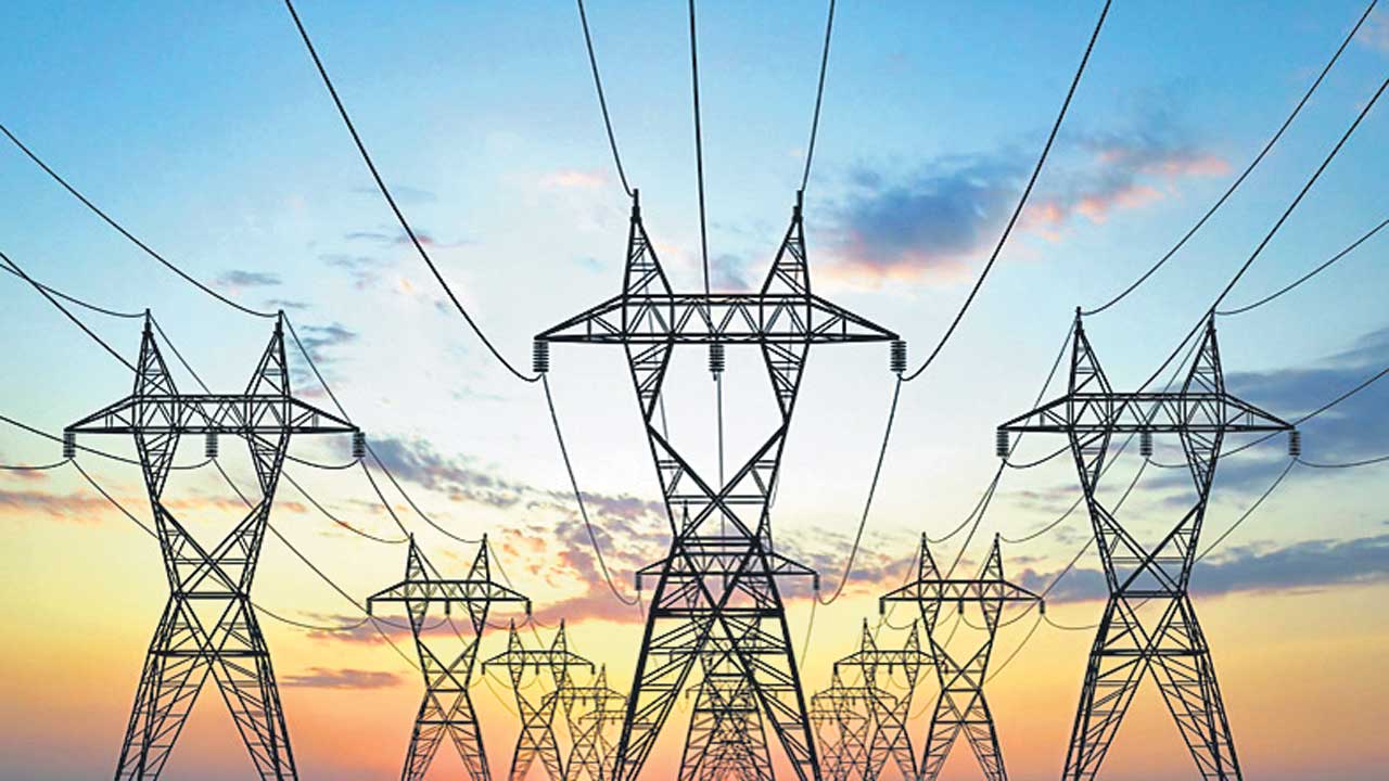 సబ్‌స్టేషన్లపై ఓవర్‌లోడ్‌..!