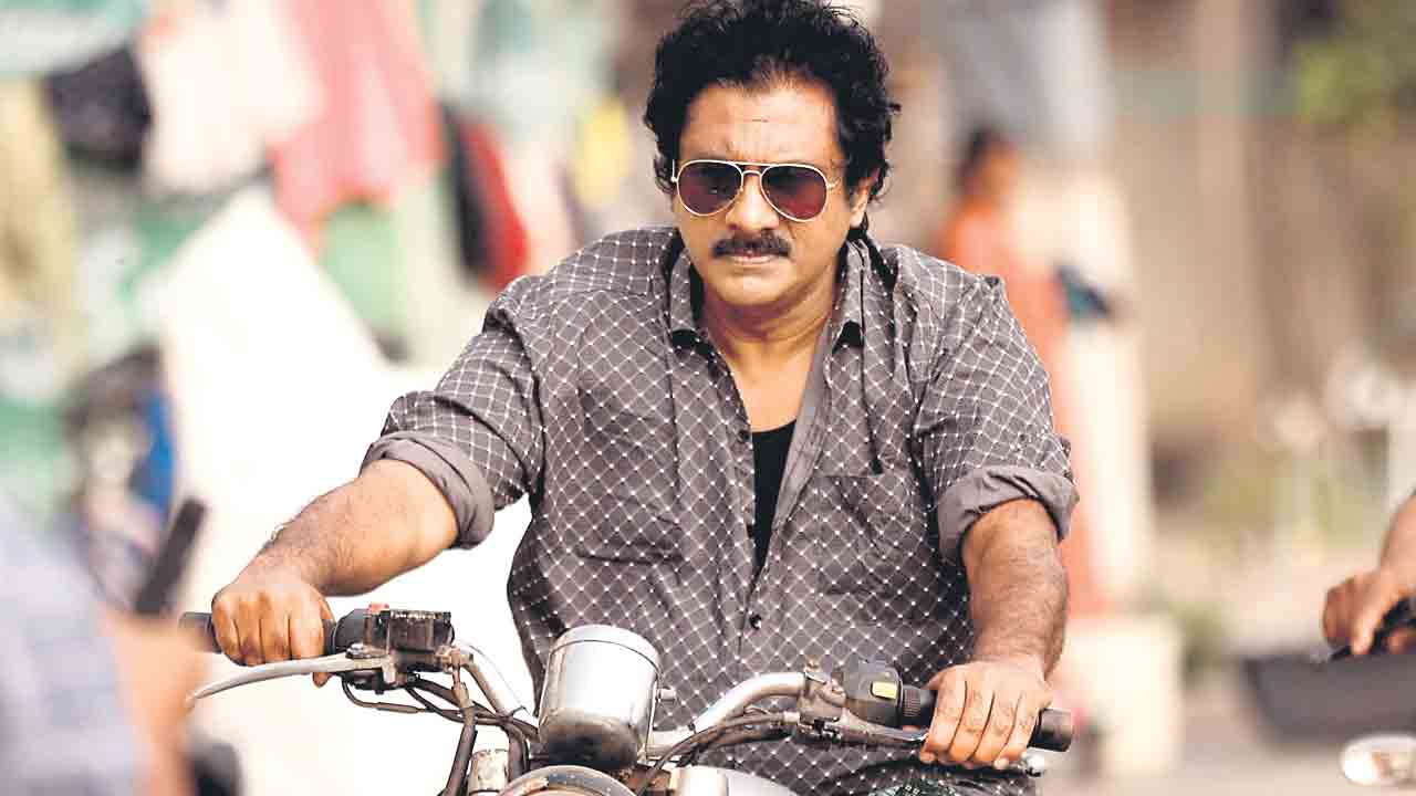 గేదెల రాజు కాస్త ఆలస్యంగా..