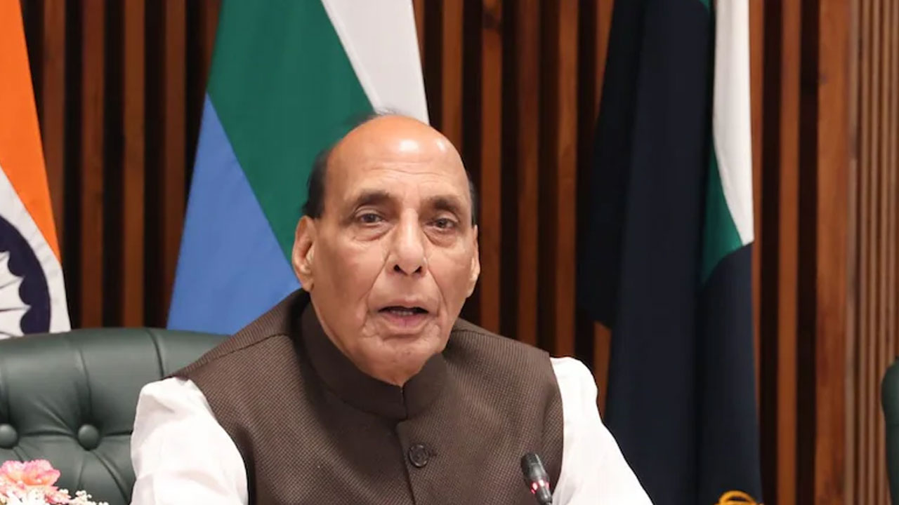 Rajnath Singh | బెంగాల్‌ జోలికొస్తే పాకిస్థాన్‌ ముక్కలవుతుంది.. రాజ్‌నాథ్‌ సింగ్‌ స్ట్రాంగ్‌ వార్నింగ్‌