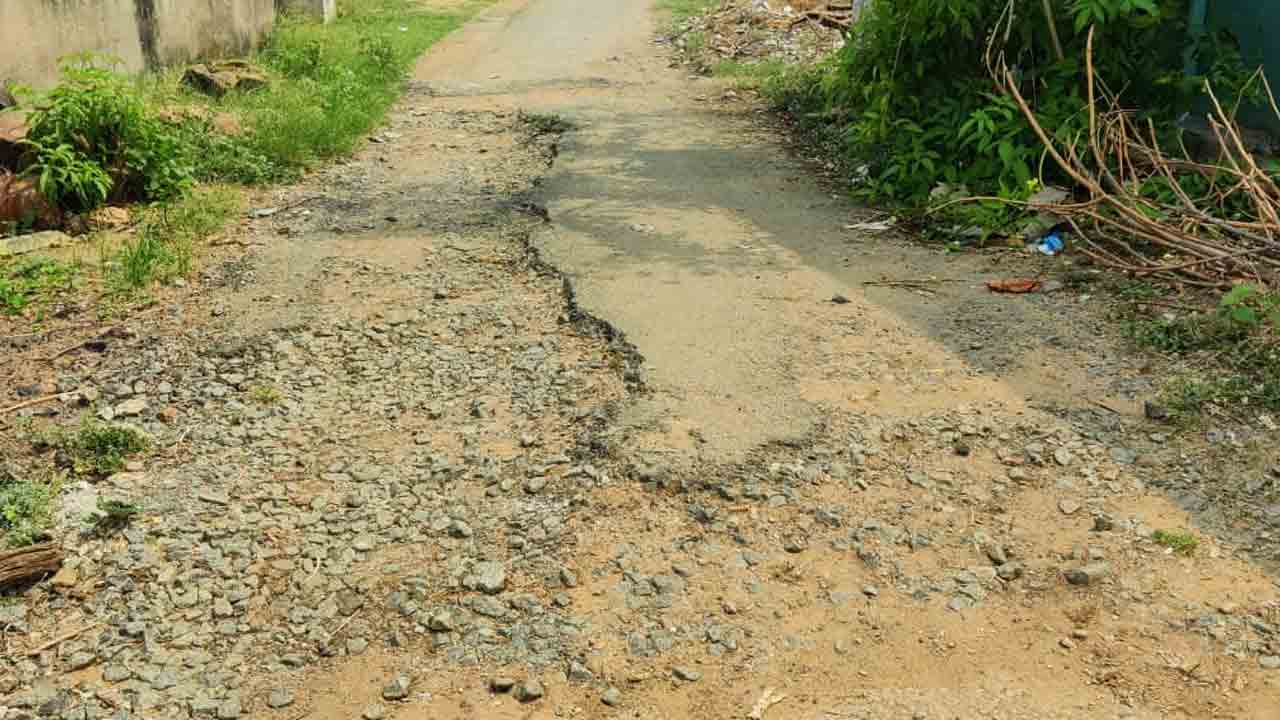 Rechni Road Railway Station