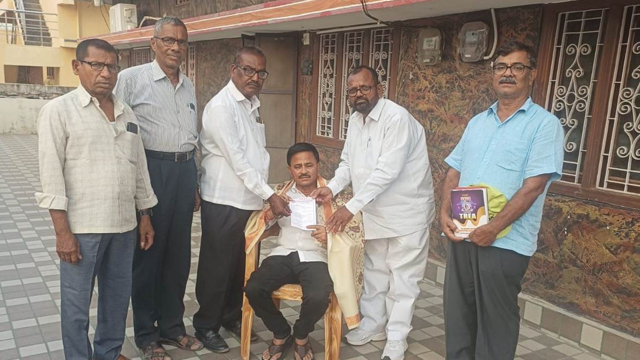 రిటైర్డ్ ఉద్యోగుల బెనిఫిట్స్ విడుదల చేయాలి