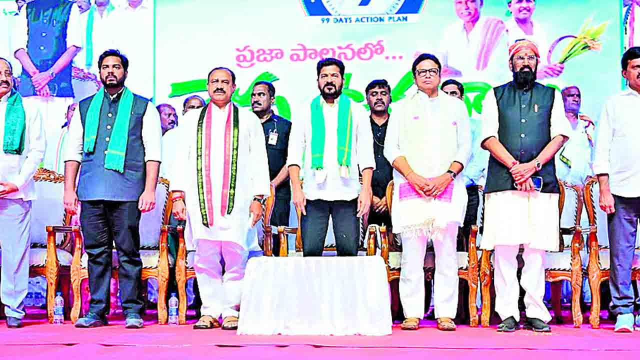 మేడిగడ్డ బరాజ్‌ కుప్పకూలిందట