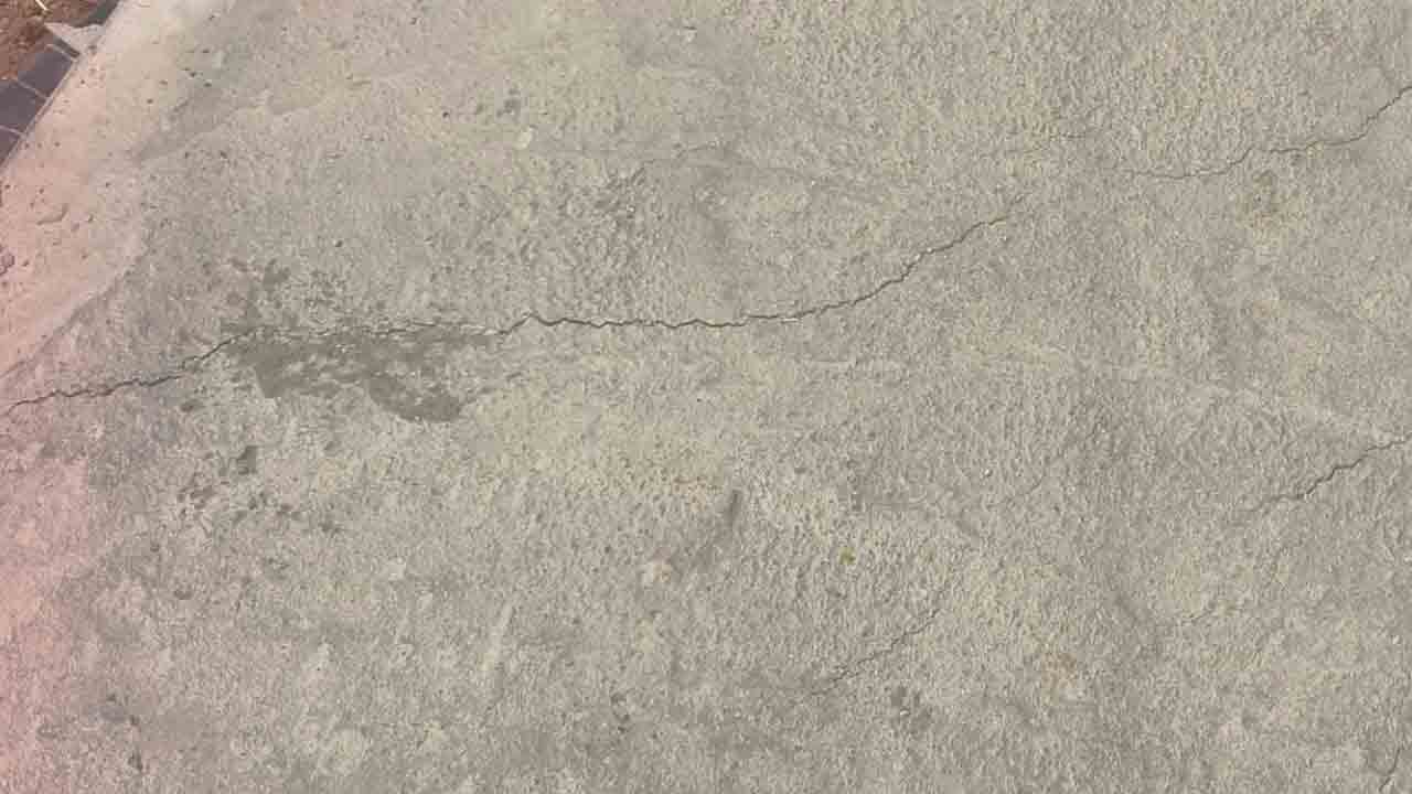 Road construction | ‘కాళ్లు మొక్కితేనే రోడ్డేసిన సర్పంచ్‌.. కానీ బీఆర్ఎస్ నేత ఇంటి ముందు రోడ్డు వేయలే’