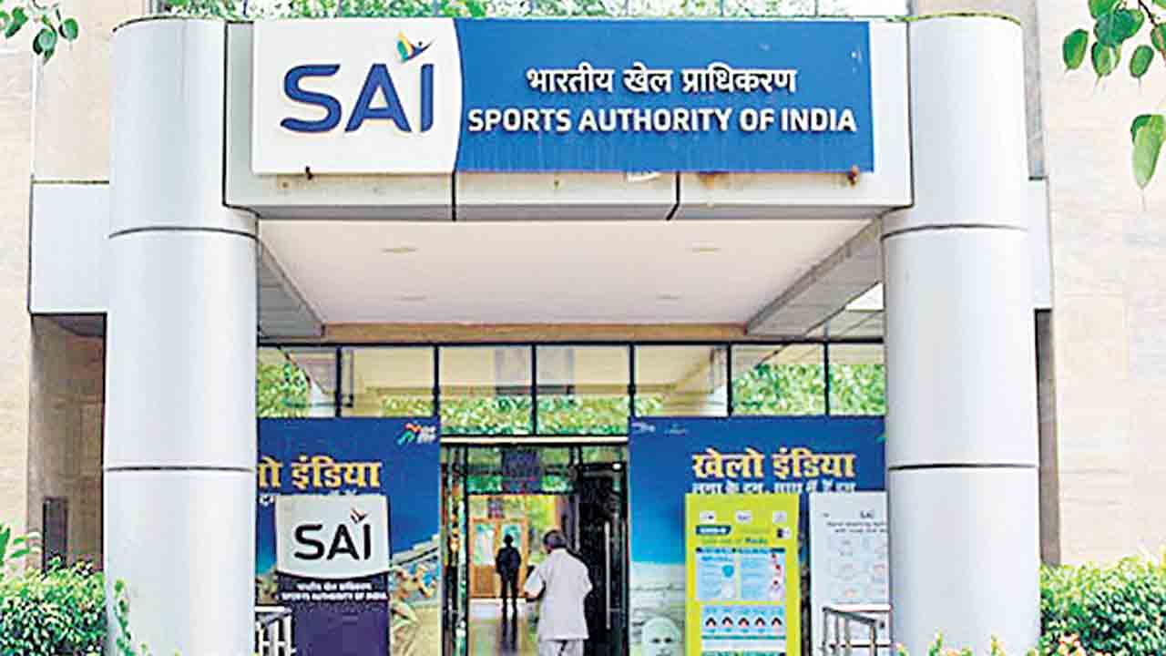 సాయ్‌ క్యాంటీన్‌ మూసివేత!