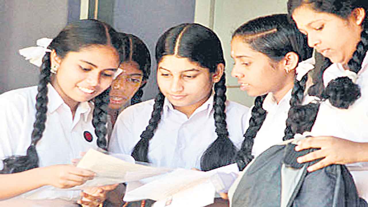 టెన్త్‌ ఫలితాల్లో దిగువకు..!