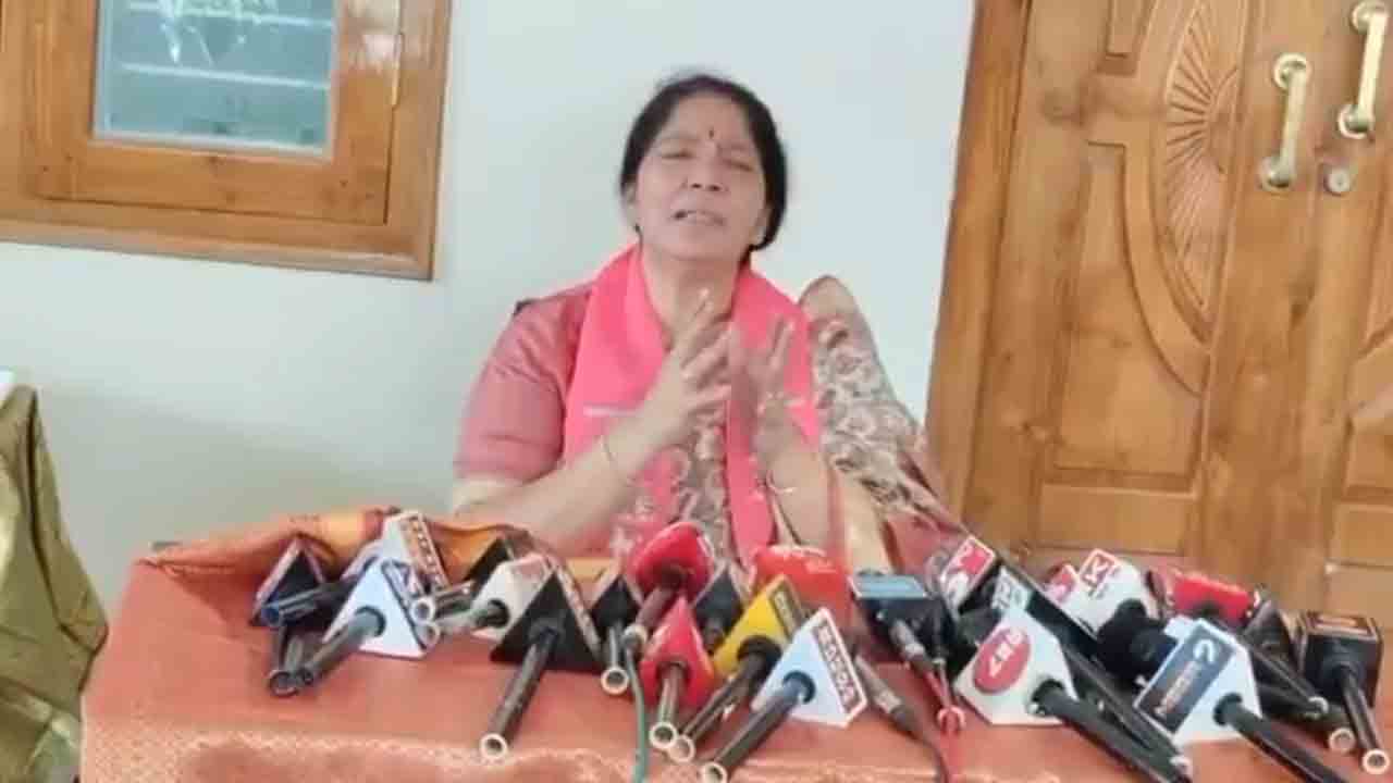 Satyavathi Rathod | ఏపీలో 5జీ ఫోన్లు ఇచ్చి తెలంగాణలో ప్రచారం : సత్యవతి రాథోడ్‌