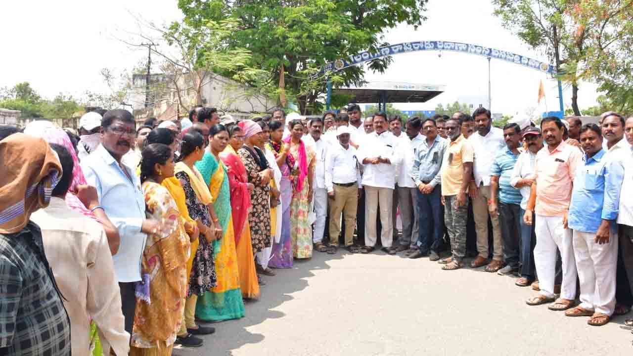 బలిదానాలు వద్దు.. సమన్వయంతో ఉండాలి