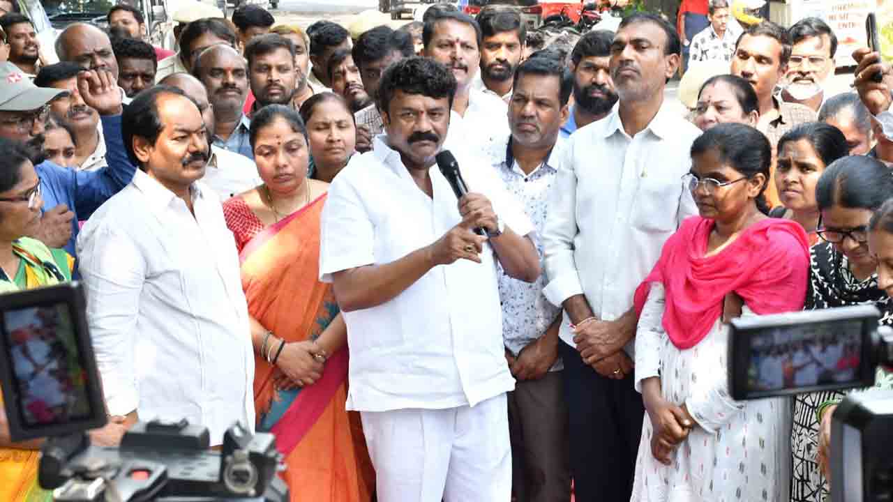 Talasani Srinivas Yadav | ఆర్టీసీ ఉద్యోగులకు అండగా బీఆర్ఎస్ పార్టీ.. వారి డిమాండ్స్‌ న్యాయమైనవి  : తలసాని శ్రీనివాస్ యాదవ్