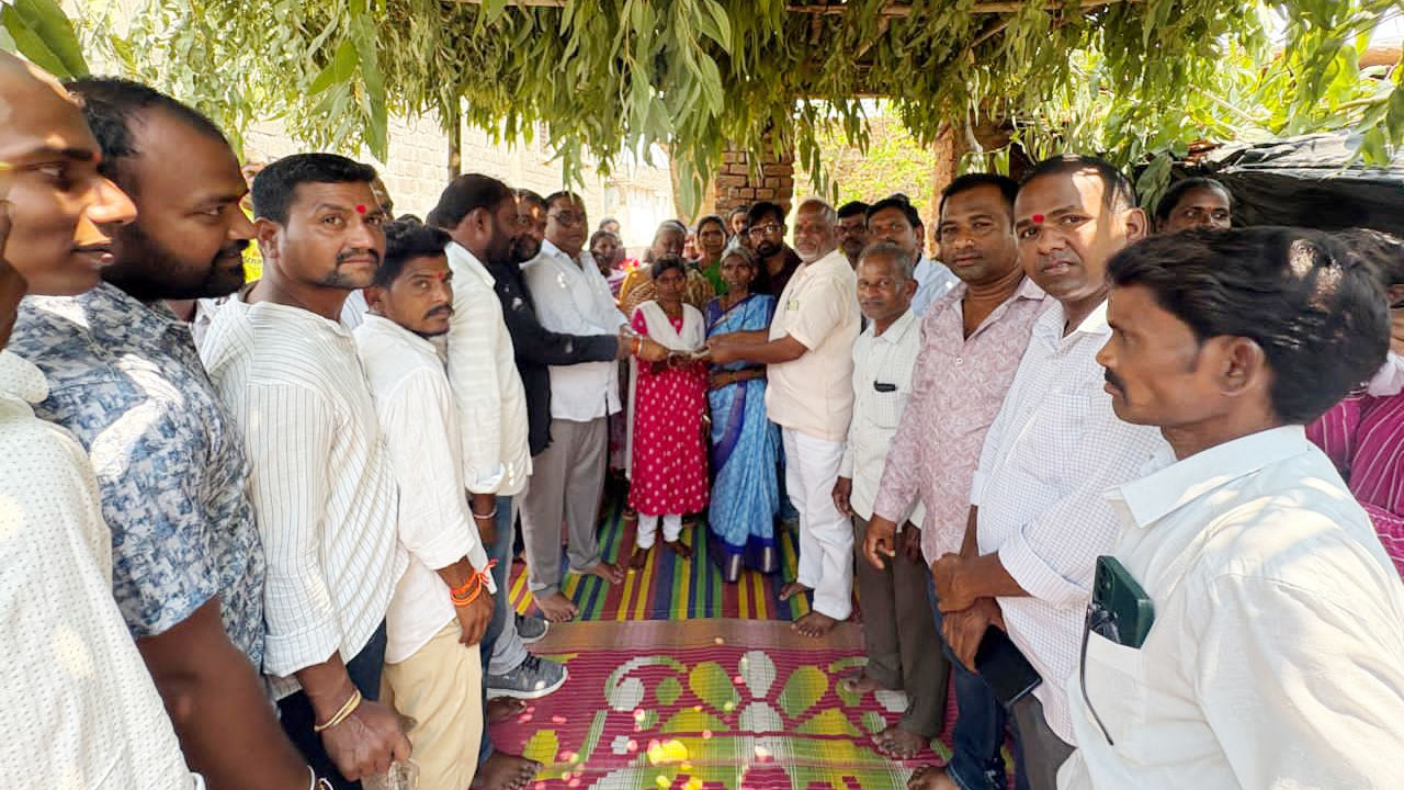 Financial Assistance | నిరుపేద యువతి వివాహానికి ఆర్ధిక సాయం