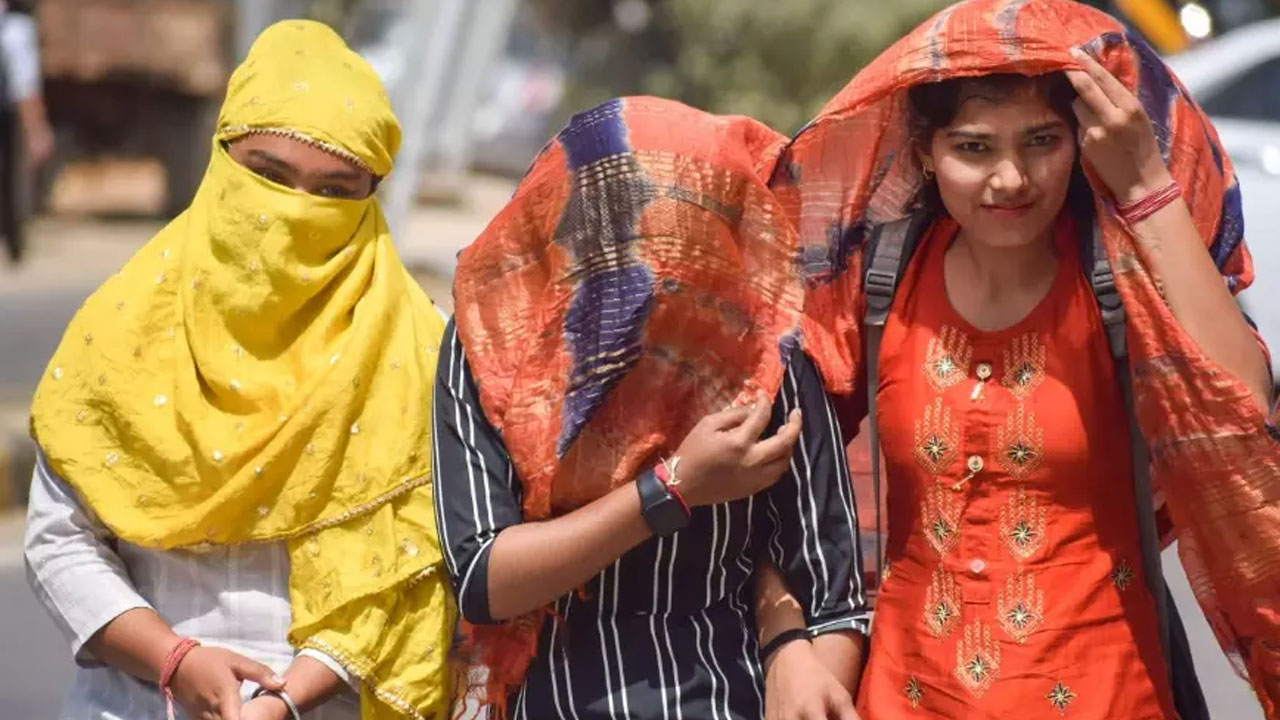 Heat Wave | తెలంగాణలో మండుతున్న ఎండలు.. పలుచోట్ల 42 డిగ్రీలకుపైగా ఉష్ణోగ్రతలు