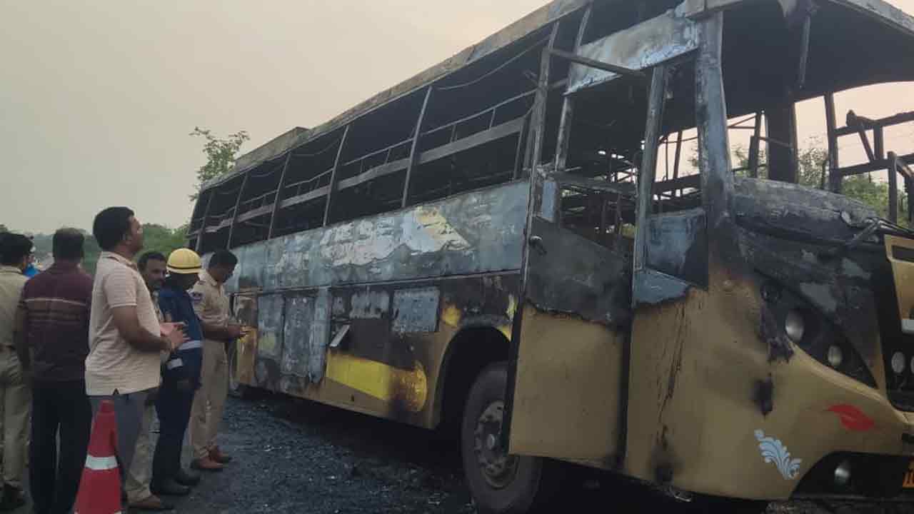 Medak | మెదక్ జిల్లాలో ప్రైవేట్‌ ట్రావెల్‌ బస్సు దగ్ధం