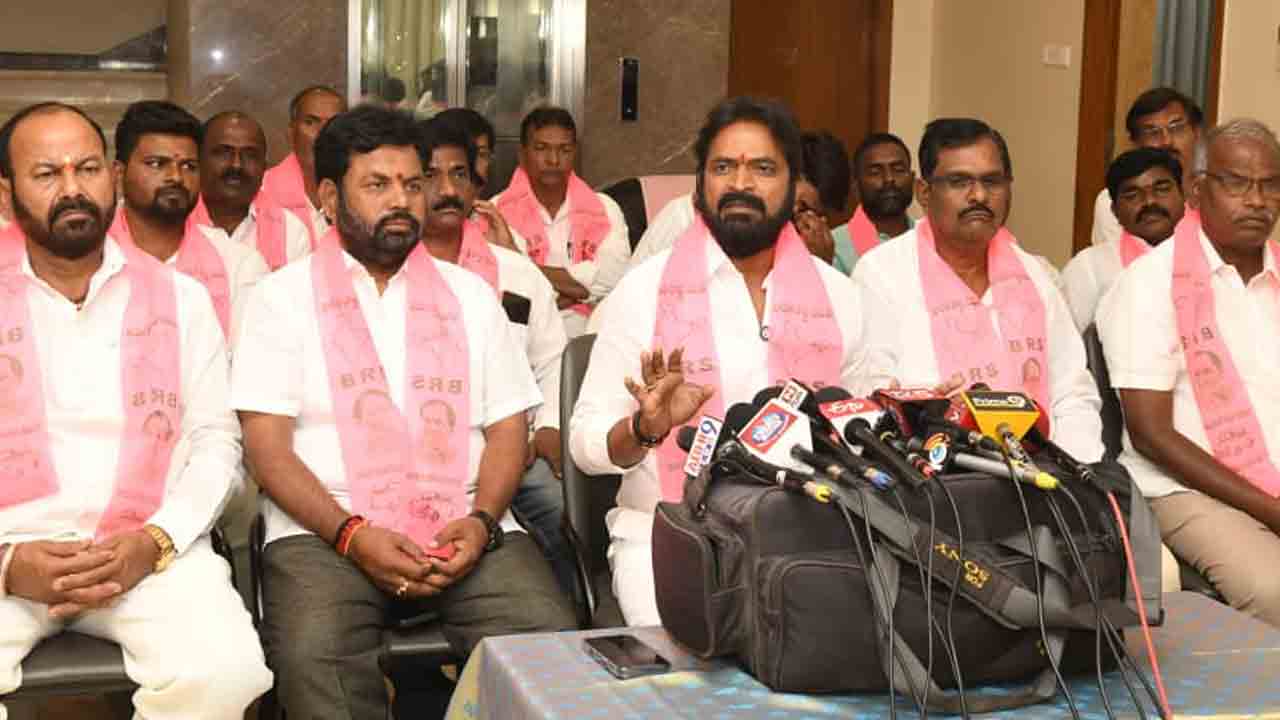 V Srinivas Goud | మా పార్టీ కార్పొరేటర్లను లాగే ప్రయత్నం చేయడం దారుణం : మాజీ మంత్రి శ్రీనివాస్ గౌడ్