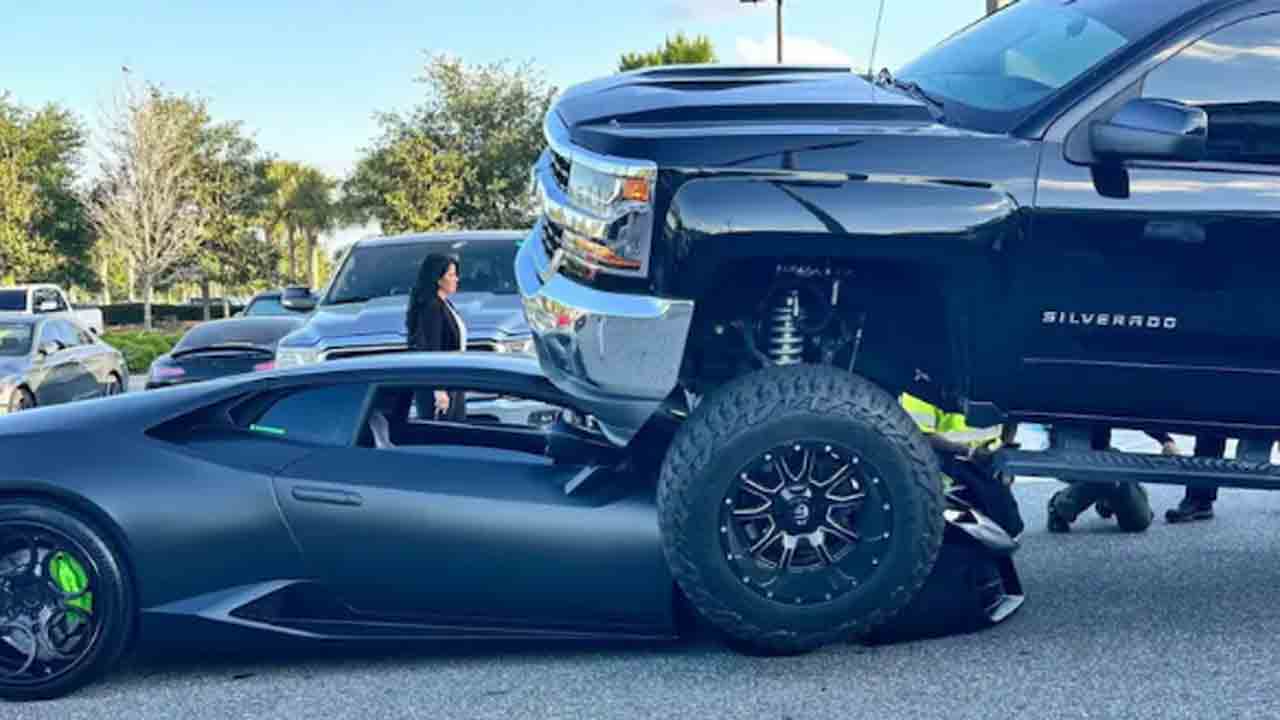 Watch: ఎత్తైన వాహనం నడిపిన మహిళ.. లంబోర్ఘిని పైకి దూకించింది, తర్వాత ఏం జరిగిందంటే?