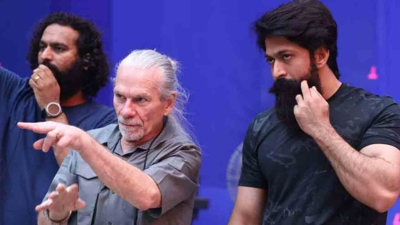 Yash | కేజీఎఫ్ స్టార్ యశ్‌ రావణుడి పాత్రలో నటించేందుకు కారణమిదేనట..!