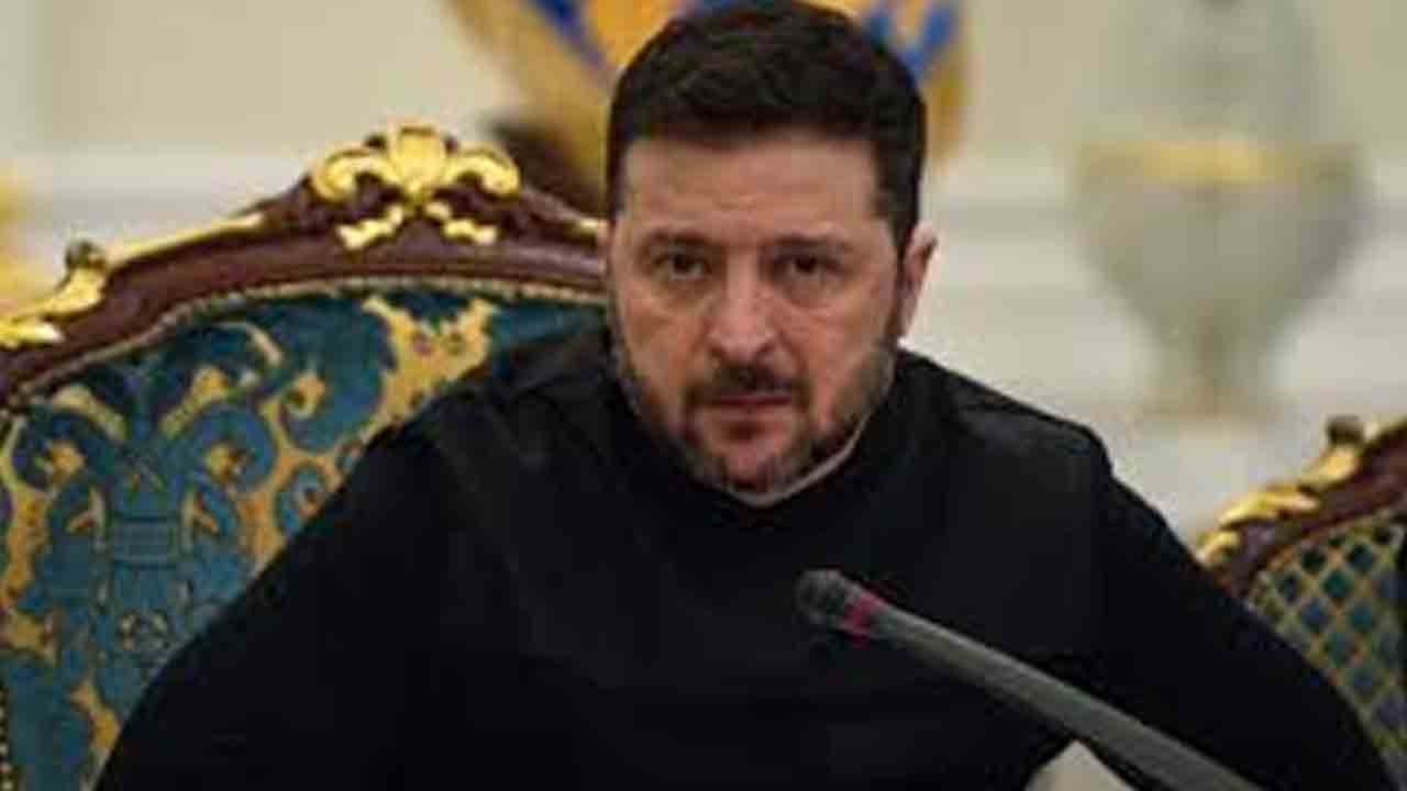 మాకివ్వాల్సిన ఆయుధాలు ఇజ్రాయెల్‌కు!.. ఉక్రెయిన్‌ అధ్యక్షుడు జెలెన్‌స్కీ ఆవేదన