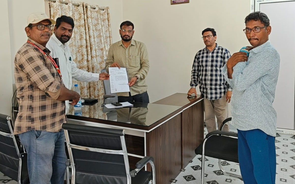 ‘మున్సిపల్ కార్మికులకు బీమా సౌకర్యం కల్పించాలి’