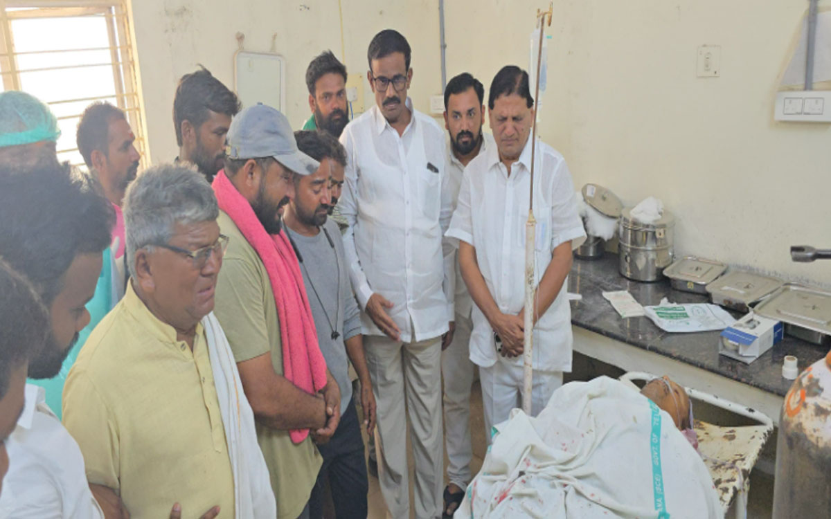 రోడ్డు ప్రమాదంలో బీఆర్ఎస్ నాయకుడు అమృ మృతి