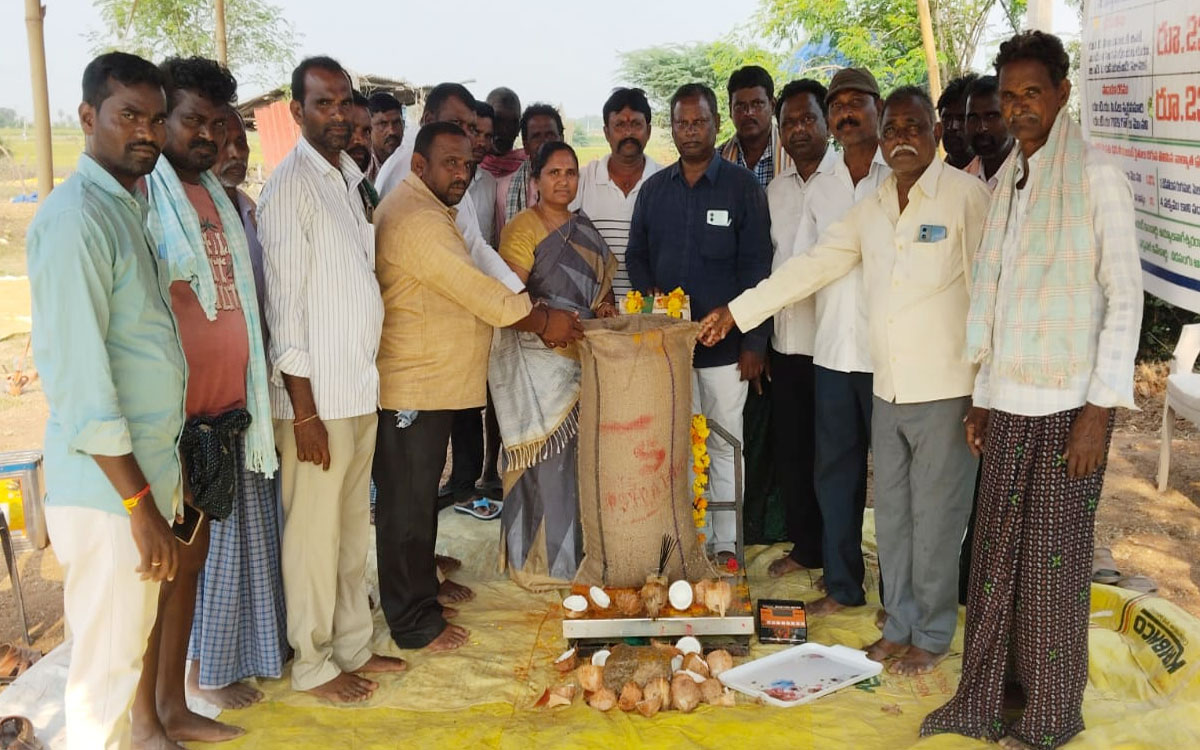 ‘ధాన్యం కొనుగోలు కేంద్రాలను సద్వినియోగం చేసుకోవాలి’