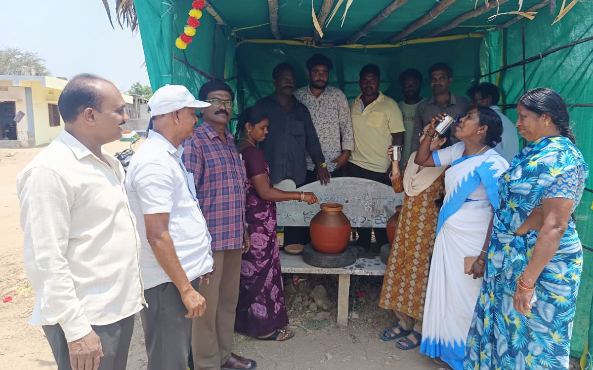 ఆరెకోడులో చలివేంద్రం ఏర్పాటు