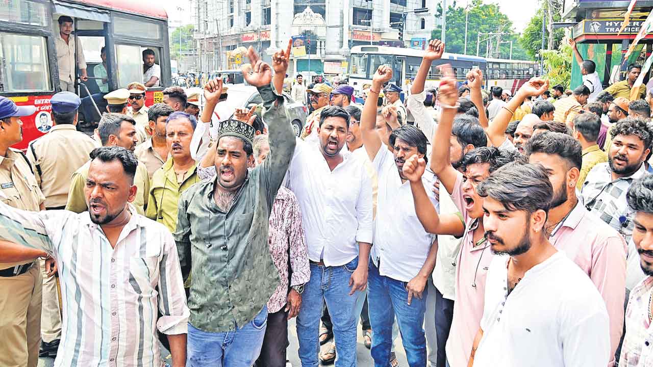 ఏటా 12వేలు ఎప్పుడిస్తరు?