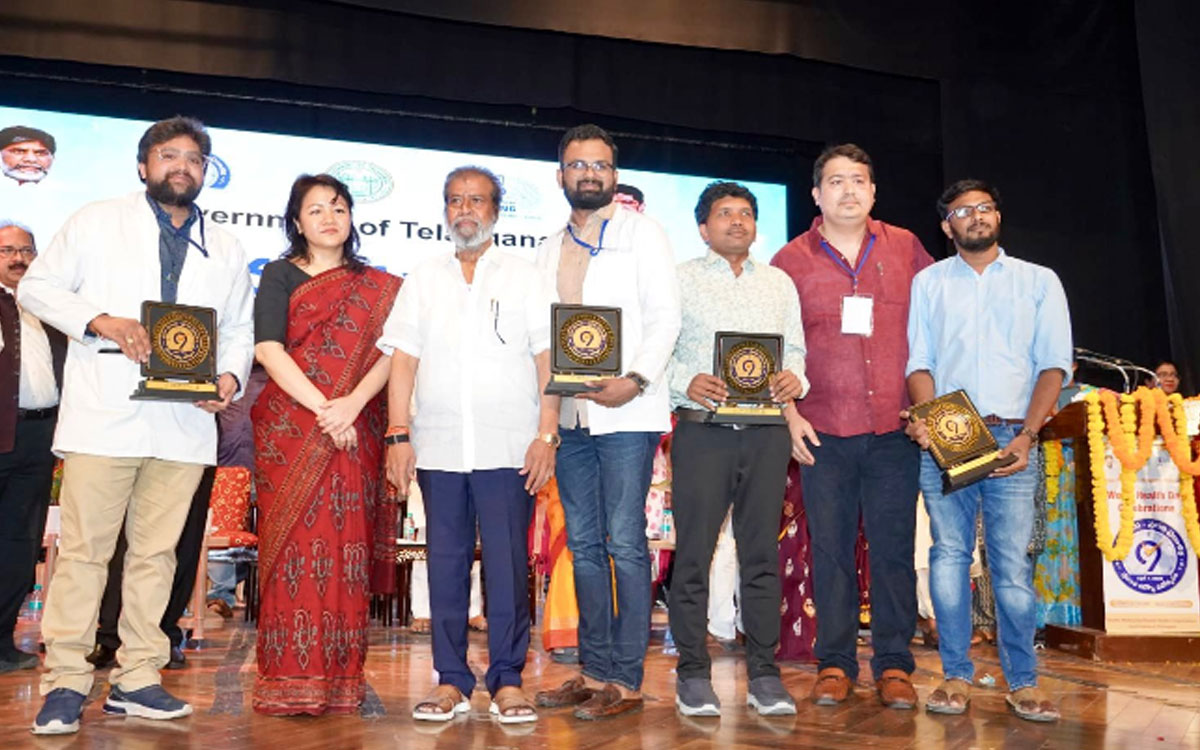 భద్రాచలం ఏరియా వైద్యశాల సూపరింటెండెంట్‌కు ప్రశంసా పురస్కారం