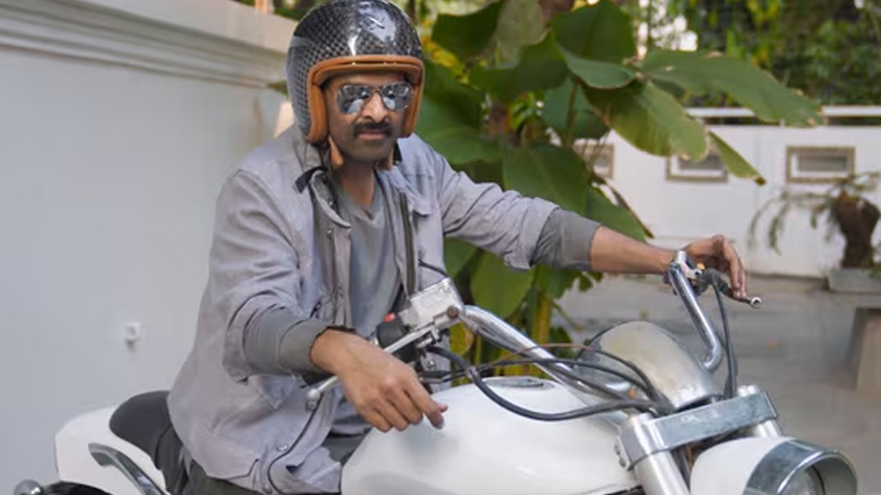 Prabhas | ‘లెట్స్ రేస్’ అంటూ ప్ర‌భాస్‌ స్టైలిష్ ఎంట్రీ.. ‘బైకర్’ మూవీకి డార్లింగ్ సపోర్ట్ వైరల్!