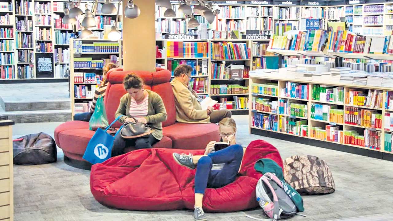 పుస్తక పఠనం.. పునరాగమనం!