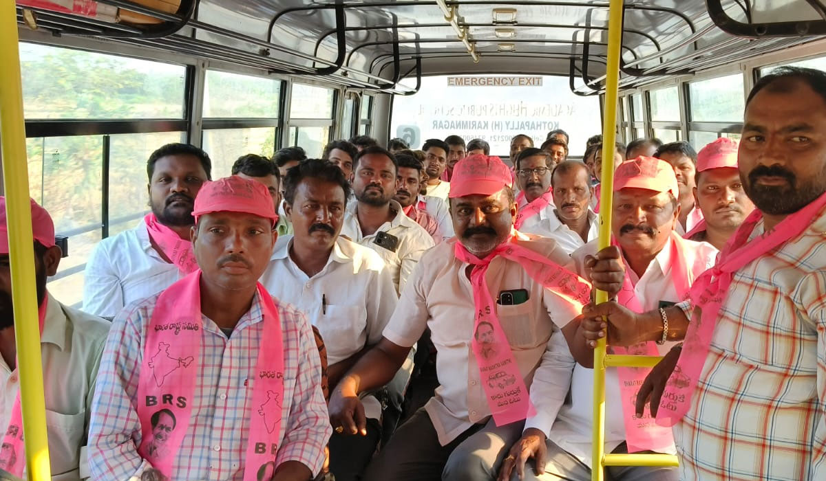 Gangadhara | దారులన్నీ జగిత్యాల వైపే.. కేసీఆర్ సభకు గంగాధర మండలం నుండి వేలాదిగా తరలిన జనం