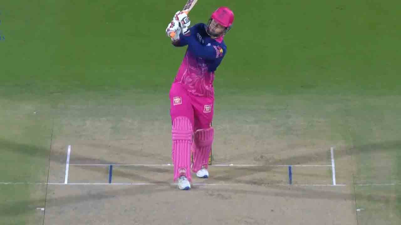 Vaibhav Sooryavanshi | బుమ్రాకు సిక్సర్‌తో స్వాగతం.. ముంబైపై పిడుగల్లే విరుచుకుపడిన వైభవ్..!