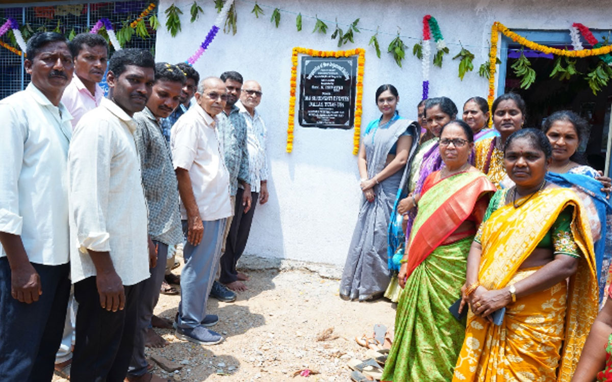 దాతల సహకారంతో అంగన్‌వాడీ కేంద్రానికి భవనం ఏర్పాటు