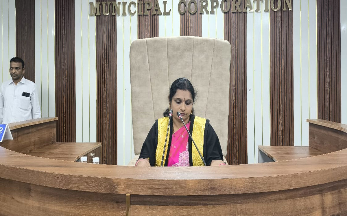 ‘మౌలిక స‌దుపాయాల క‌ల్ప‌న‌కు ప్ర‌తి డివిజ‌న్‌కు రూ.10 ల‌క్ష‌లు’