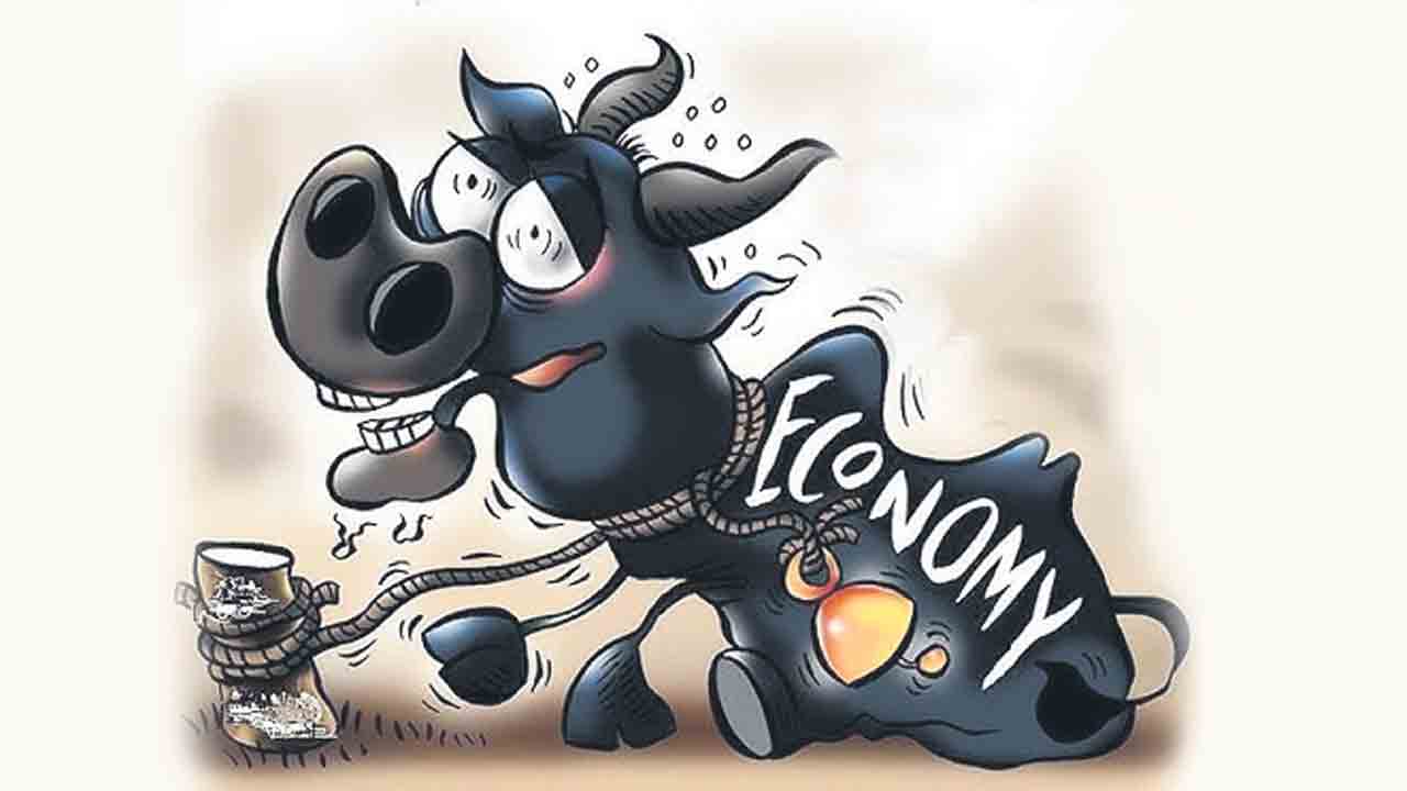 కష్టాల్లో దేశ ఎకానమీ.. గత ఏడాది అతిపెద్ద ఆర్థిక వ్యవస్థల్లో ఆరో స్థానానికి పతనం