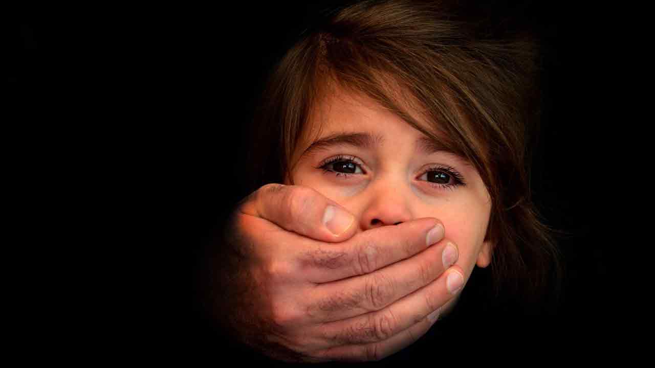 Child Trafficking | ఫెర్టిలిటీ సెంటర్లపై తెలంగాణలో గుజరాత్ పోలీసుల సోదాలు