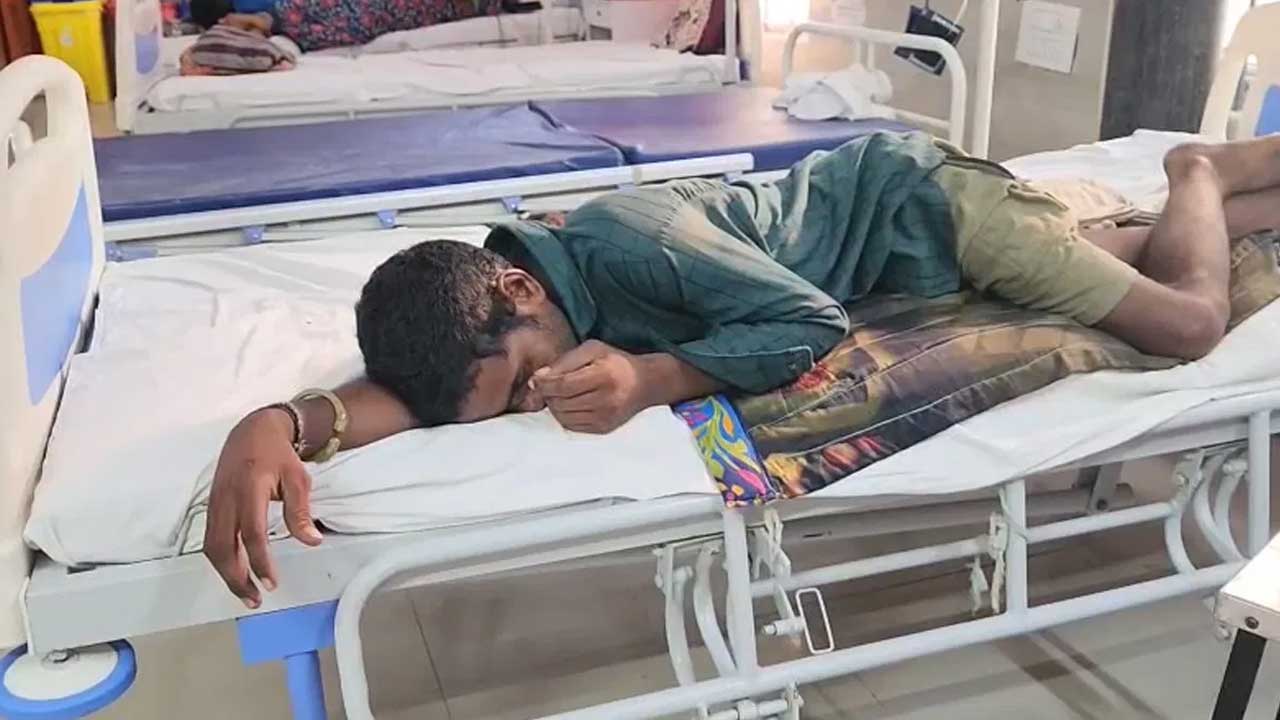 భార్య కాపురానికి రావడం లేదని దారుణం .. పిల్లలకు గడ్డిమందు తాగించి తానూ ఆత్మహత్యకు యత్నం!