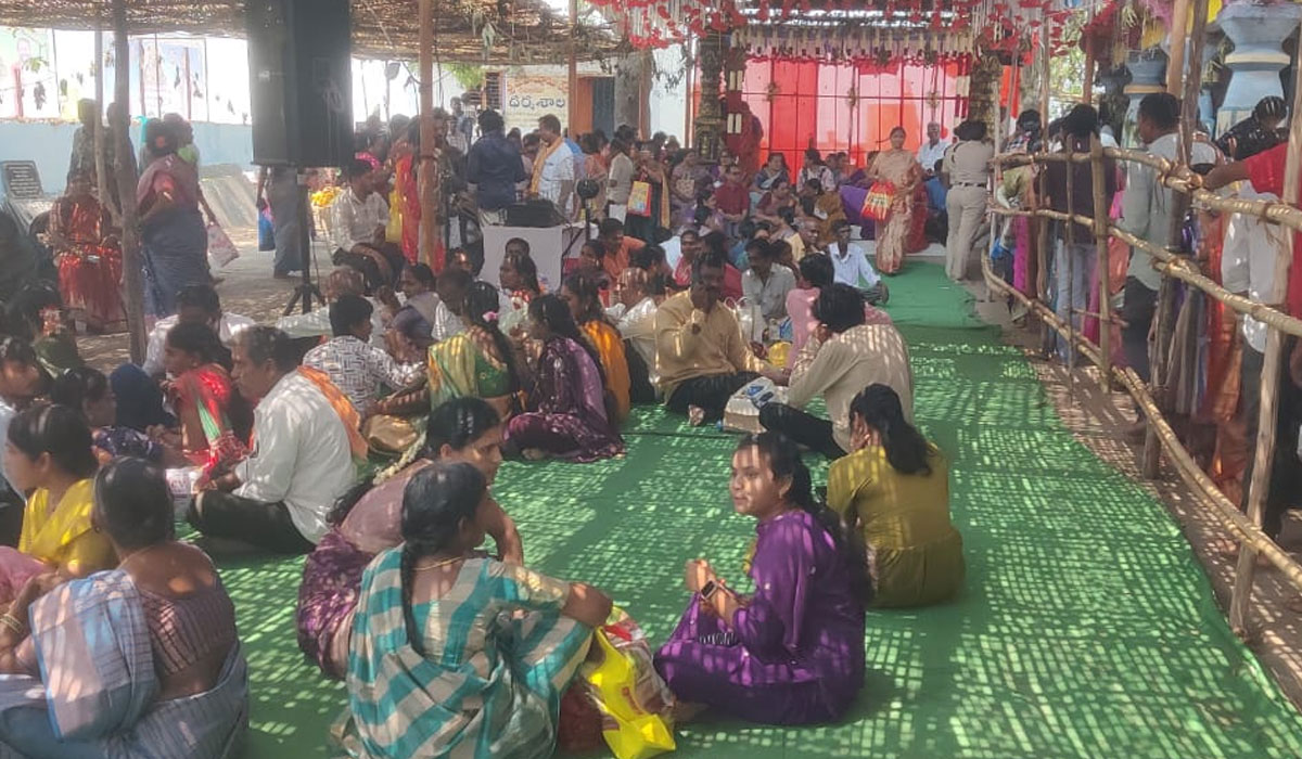 Chinnakalvala | చిన్నకల్వలలో ముగిసిన మహమ్మాయిదేవి బ్రహ్మోత్సవాలు